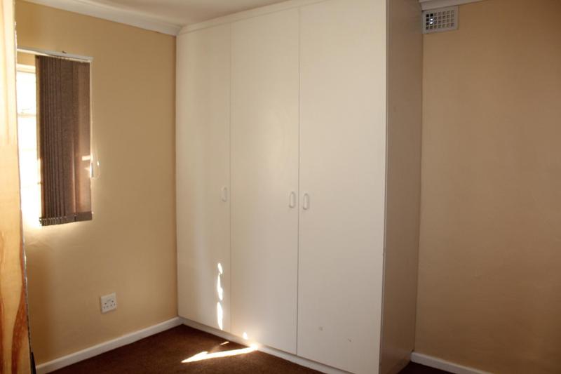 To Let 2 Bedroom Property for Rent in Avondale Western Cape